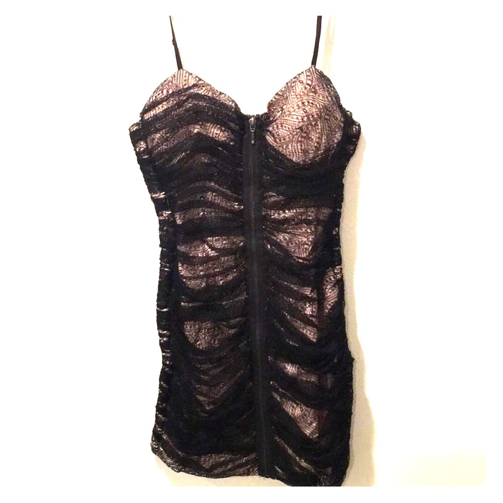 Black body con mini